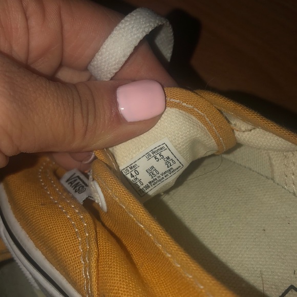Mustard Authentic Vans - Picture 2 of 2